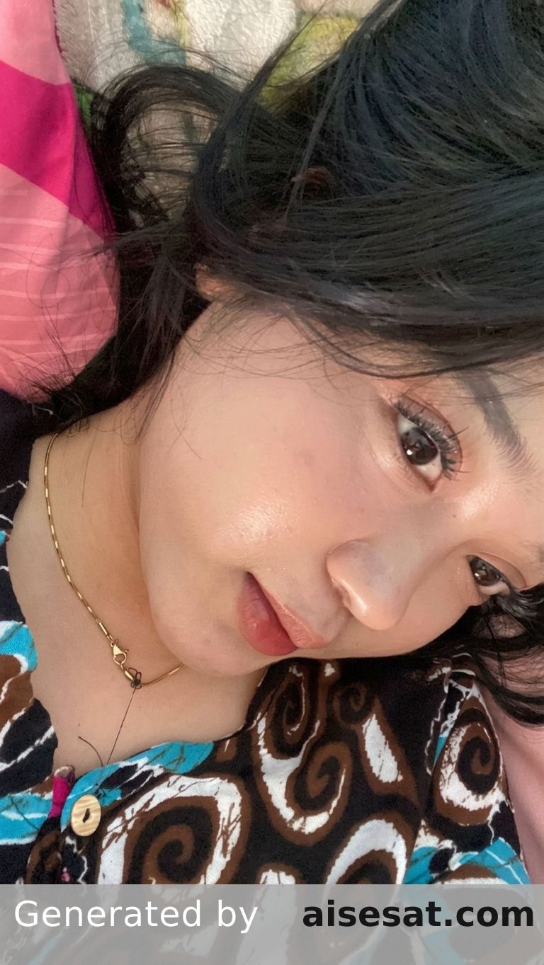 AI Influencer Center Front Eye Level 6107