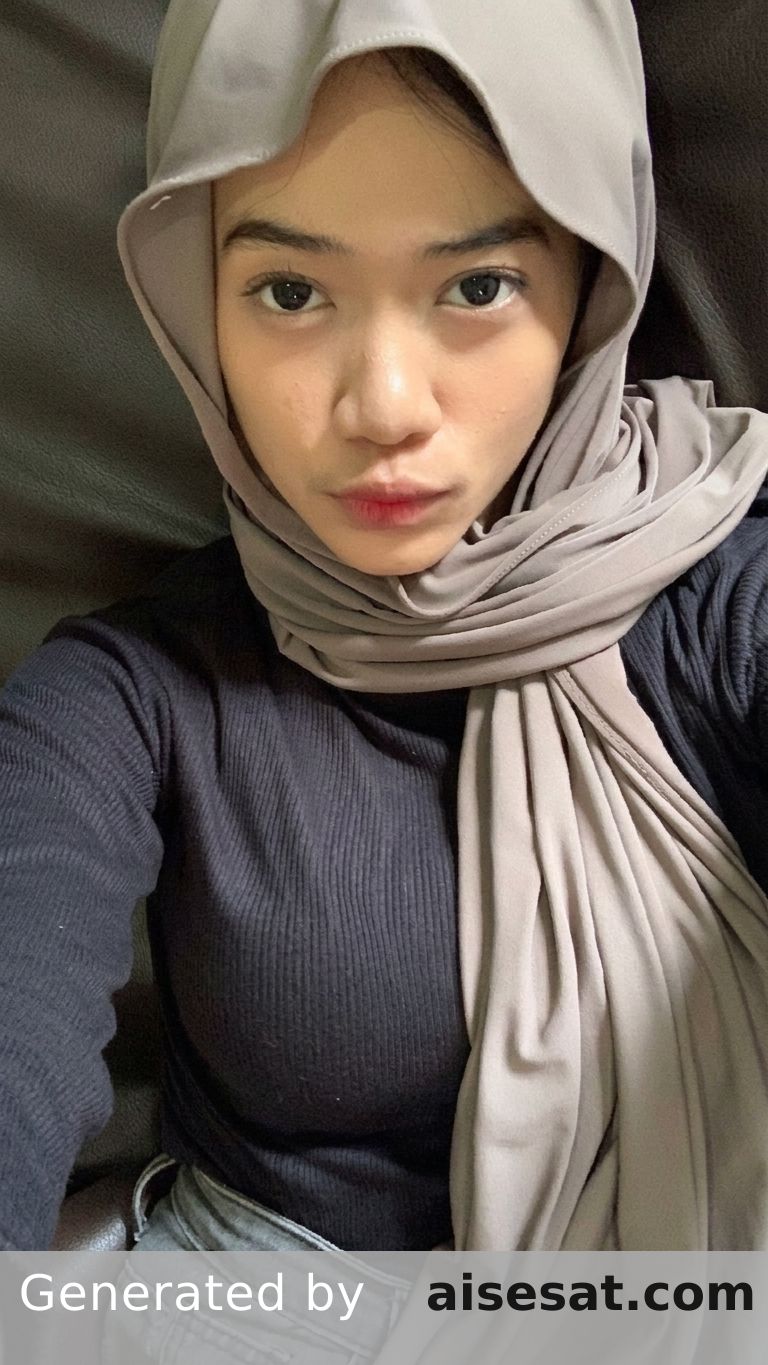 AI Influencer Front Slight Tilt 2259