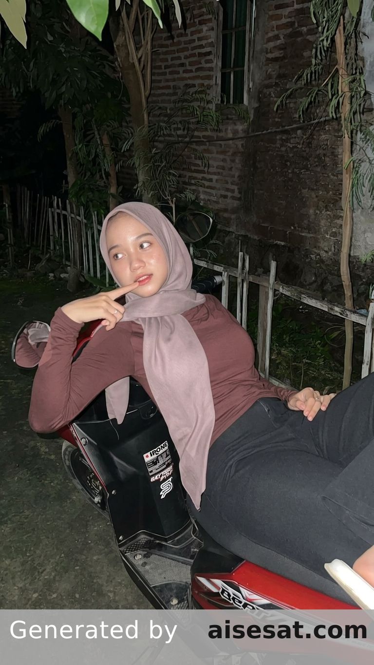 AI Influencer High Angle Soft Front 6631